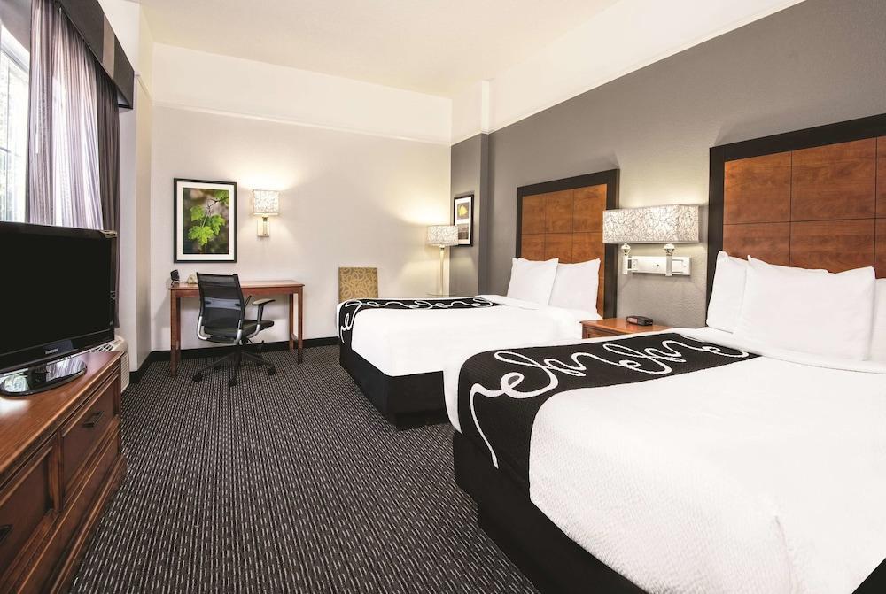 La Quinta Inn & Suites By Wyndham San Antonio Riverwalk Zewnętrze zdjęcie