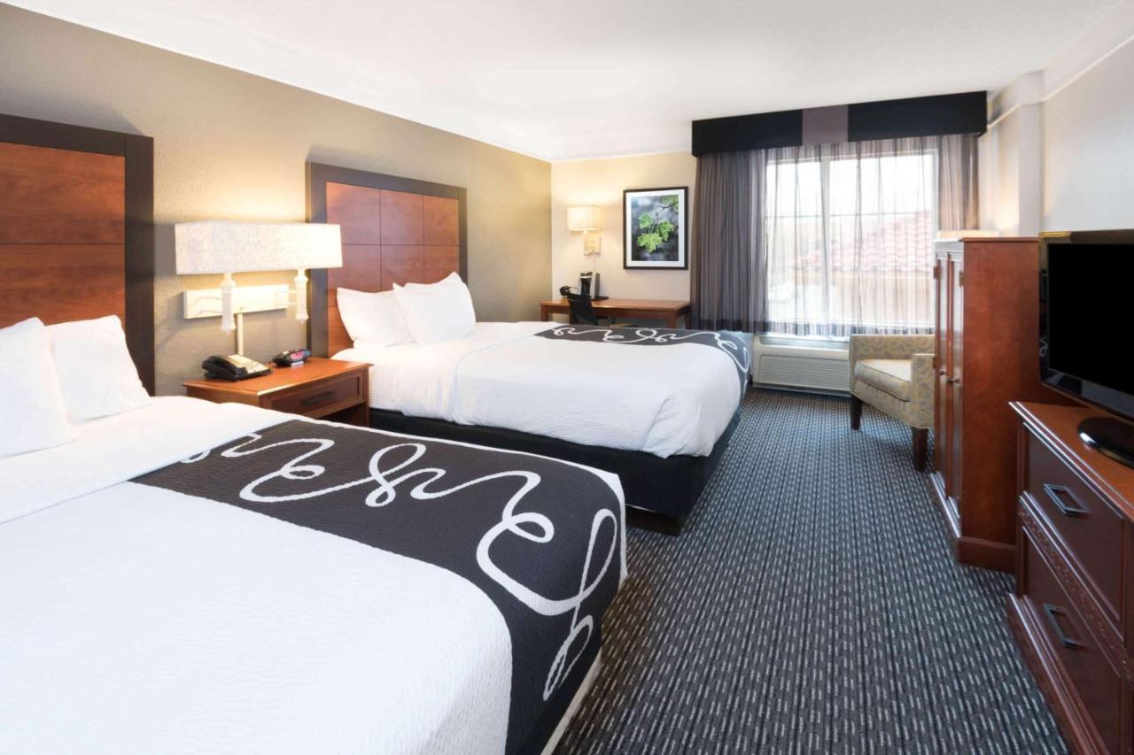 La Quinta Inn & Suites By Wyndham San Antonio Riverwalk Zewnętrze zdjęcie