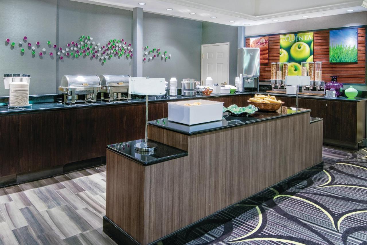 La Quinta Inn & Suites By Wyndham San Antonio Riverwalk Zewnętrze zdjęcie