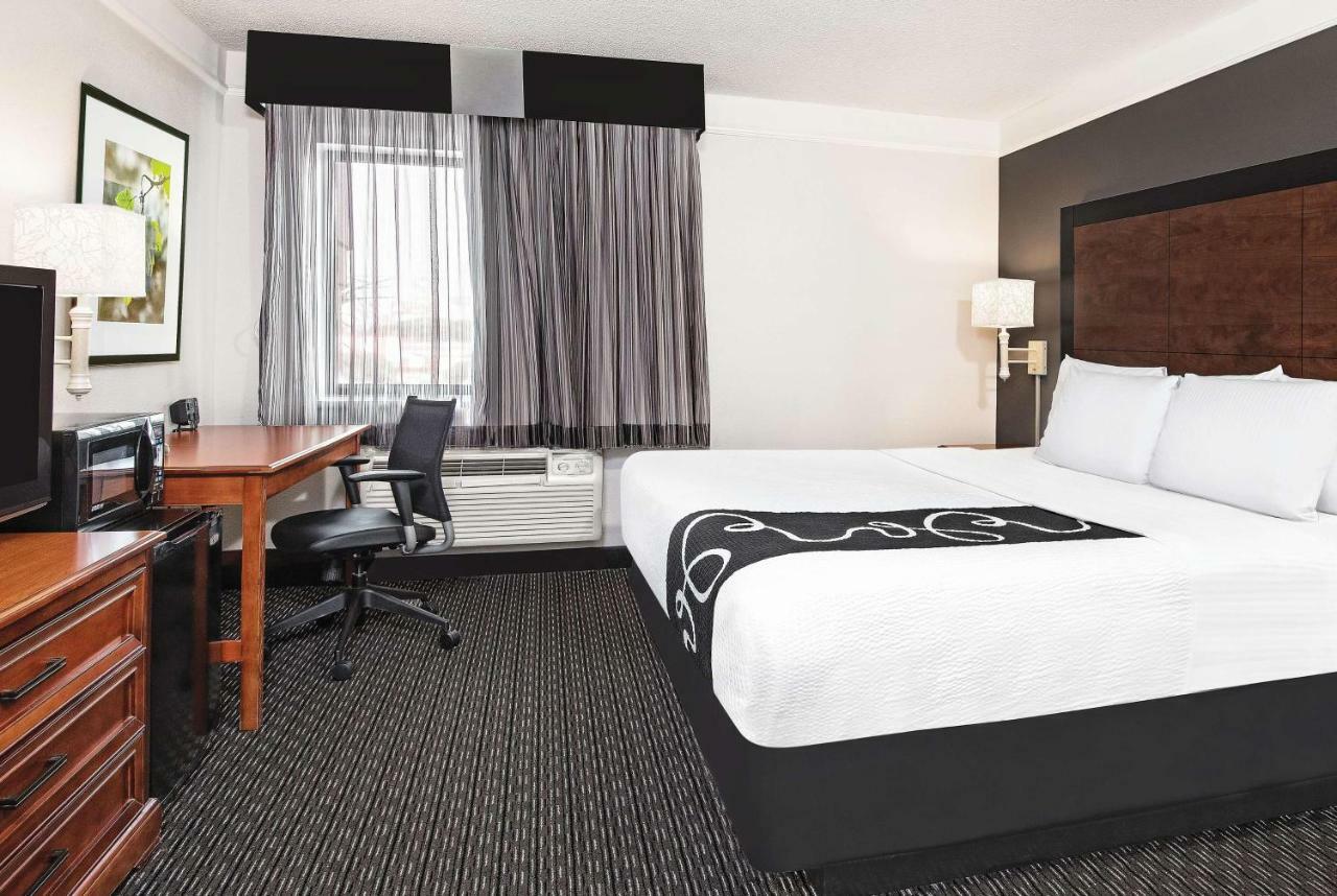 La Quinta Inn & Suites By Wyndham San Antonio Riverwalk Zewnętrze zdjęcie