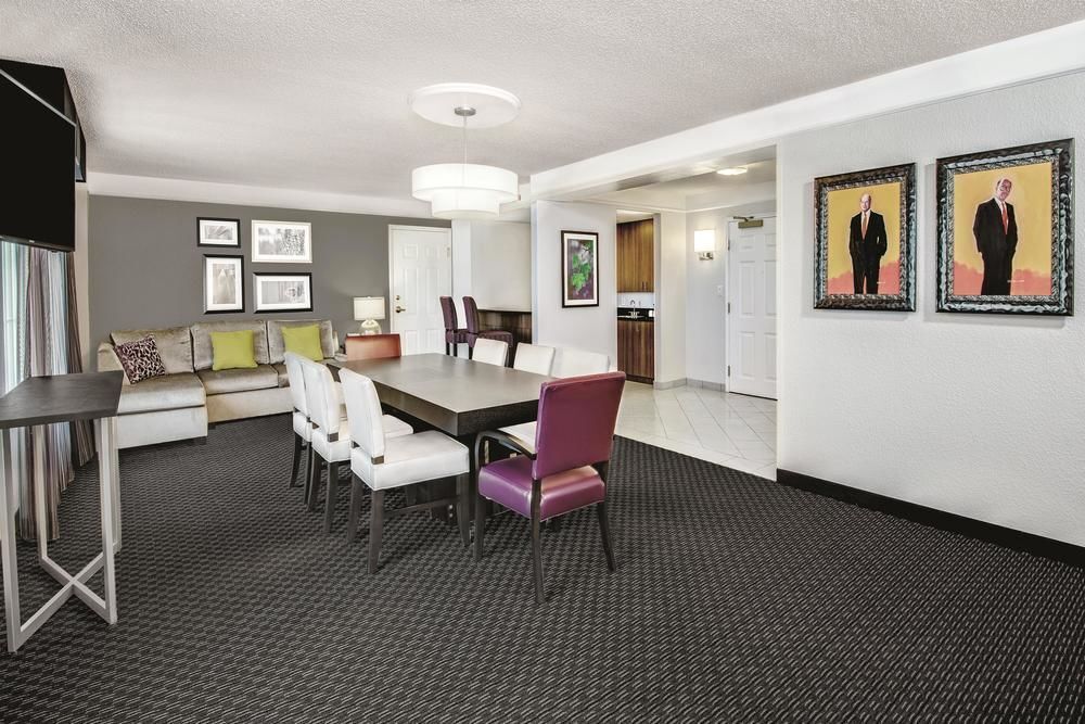 La Quinta Inn & Suites By Wyndham San Antonio Riverwalk Zewnętrze zdjęcie
